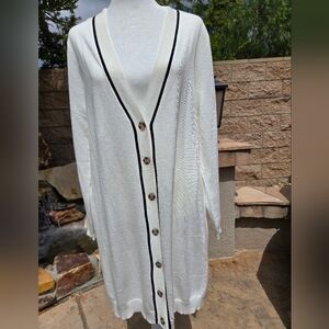 NWT 41 Hawthorn White Long Line Cardigan with Black Accents